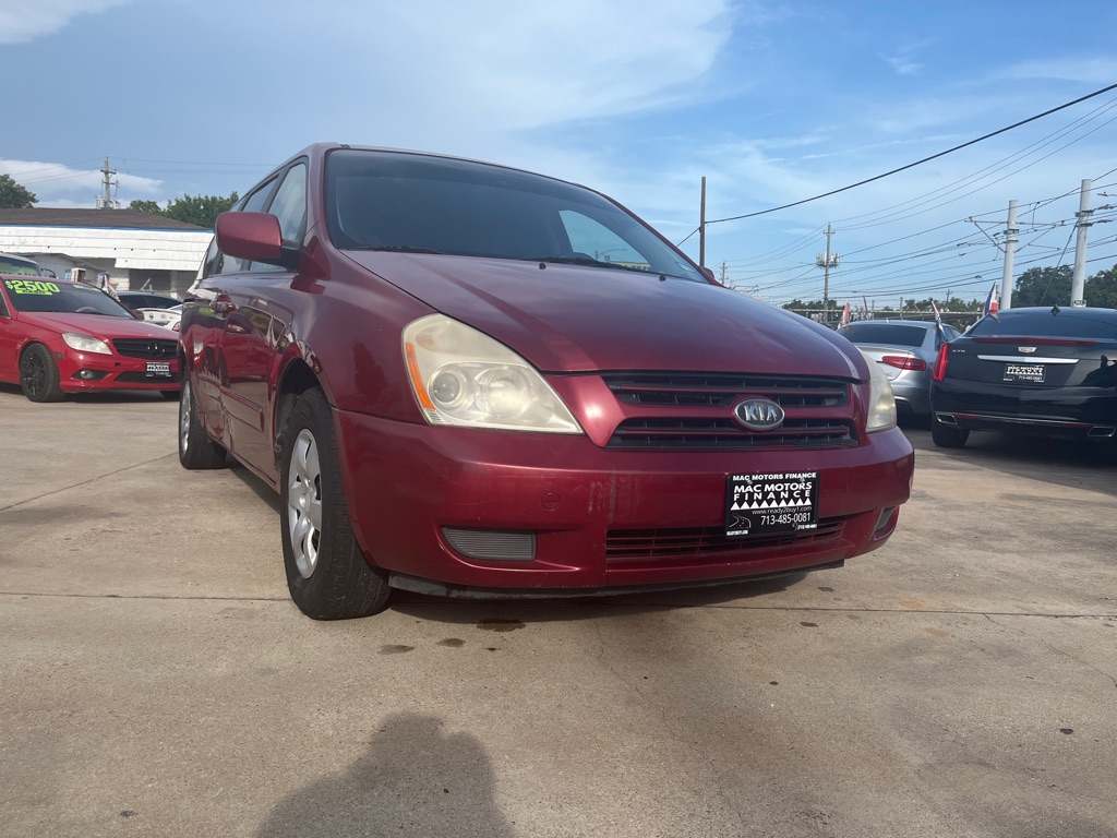 Photo 16 of this KIA SEDONA