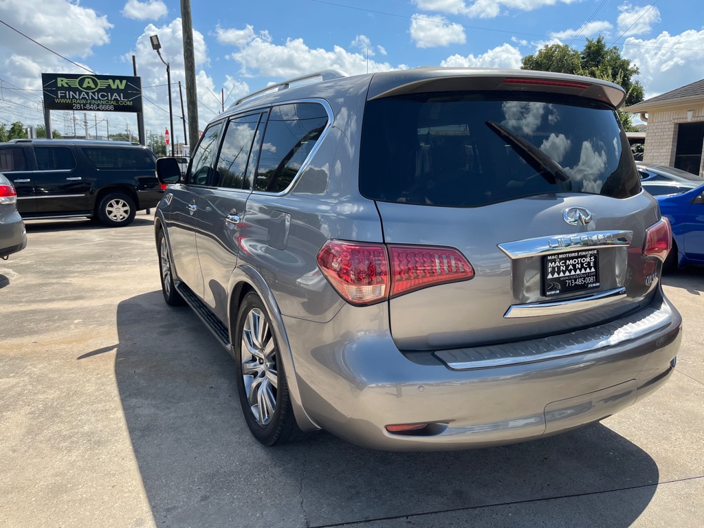 Photo 21 of this INFINITI QX56