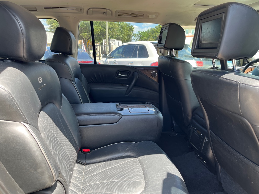 Photo 13 of this INFINITI QX56