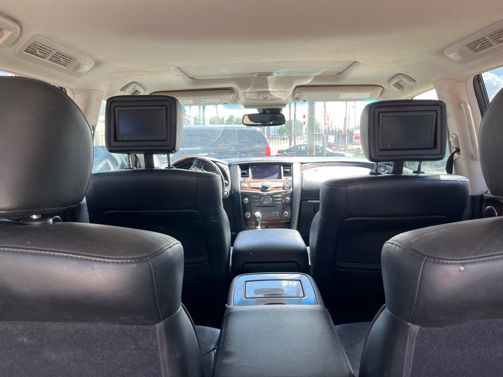 Photo 11 of this INFINITI QX56