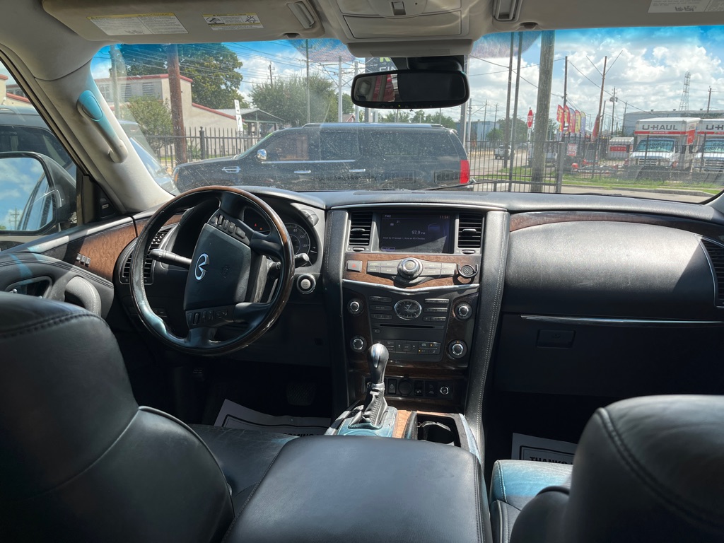 Photo 12 of this INFINITI QX56