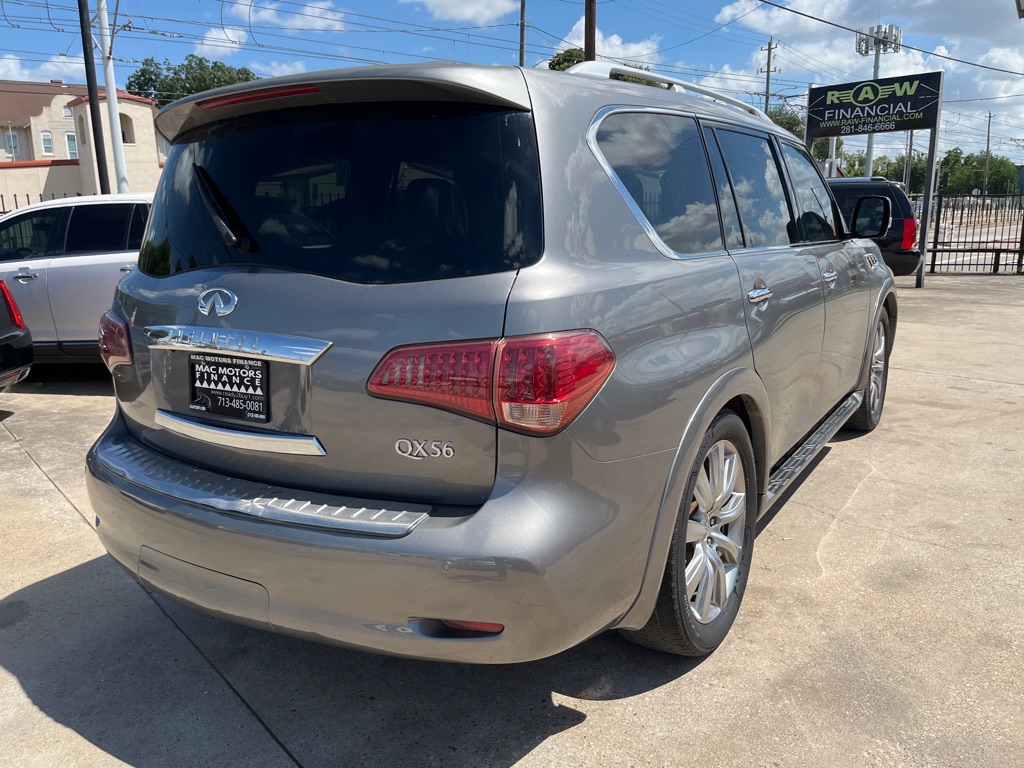 Photo 19 of this INFINITI QX56