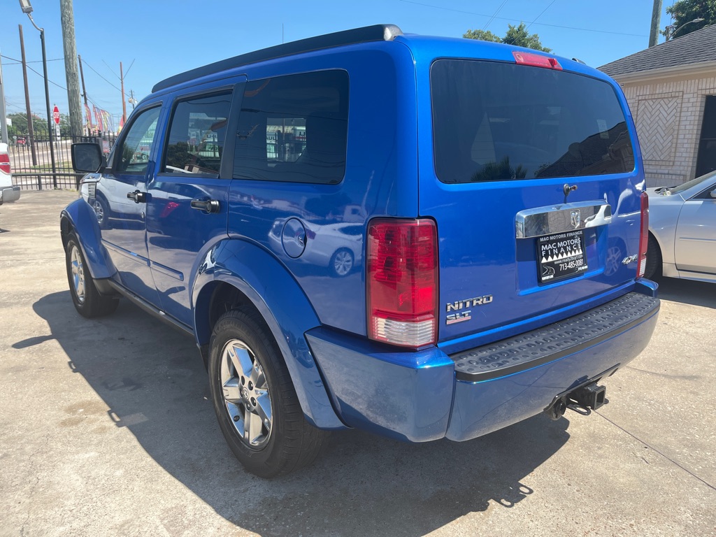 Photo 2 of this DODGE NITRO
