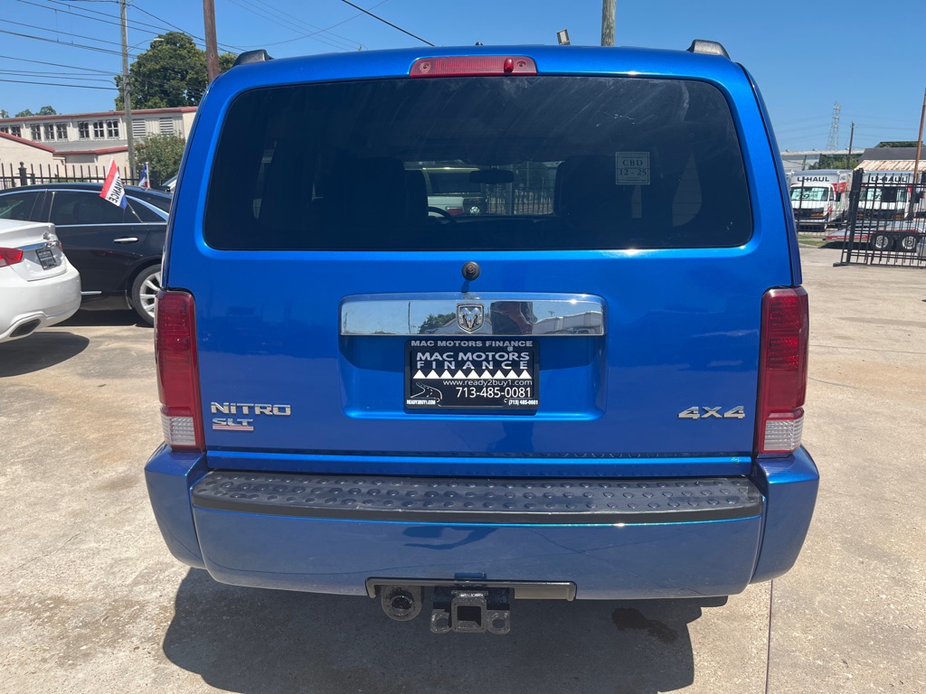 Photo 6 of this DODGE NITRO