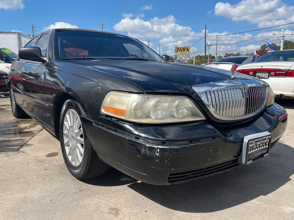 2005 LINCOLN TOWN CAR