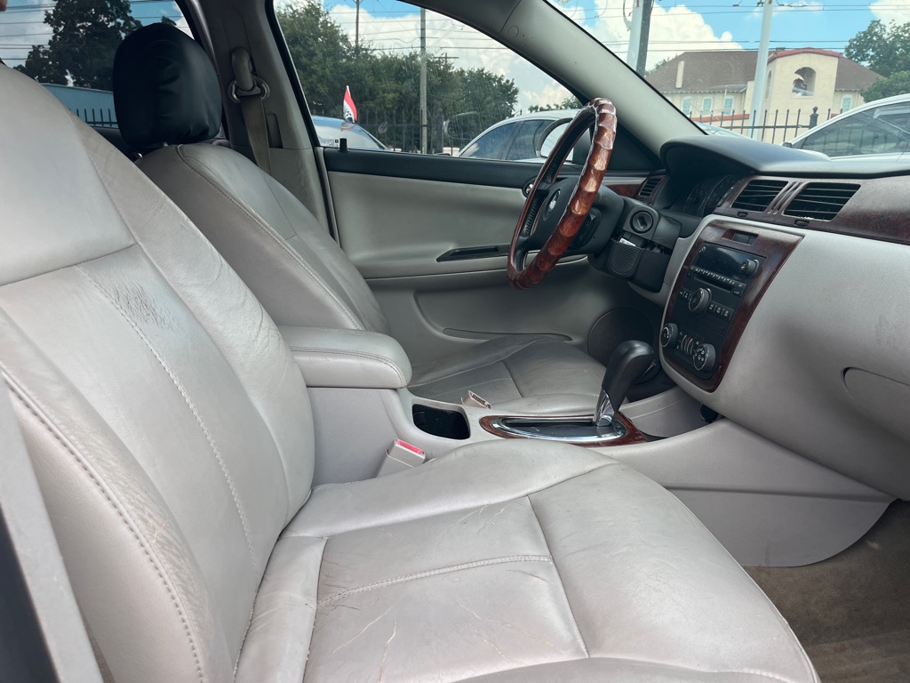 Photo 11 of this CHEVROLET IMPALA