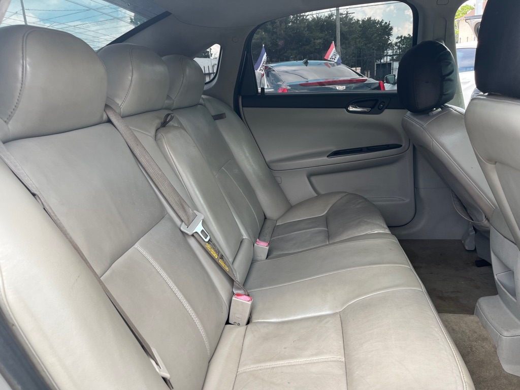 Photo 10 of this CHEVROLET IMPALA