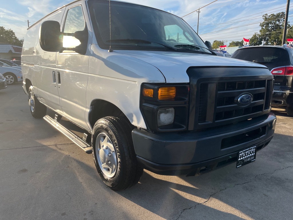 Photo 21 of this FORD ECONOLINE