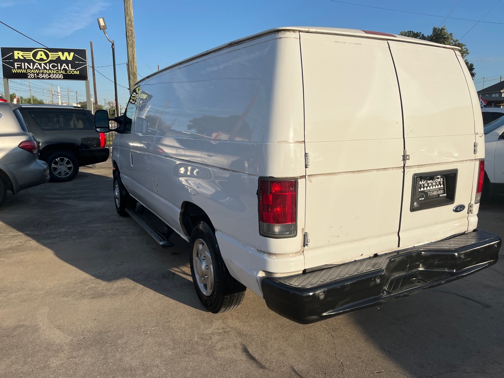 Photo 24 of this FORD ECONOLINE
