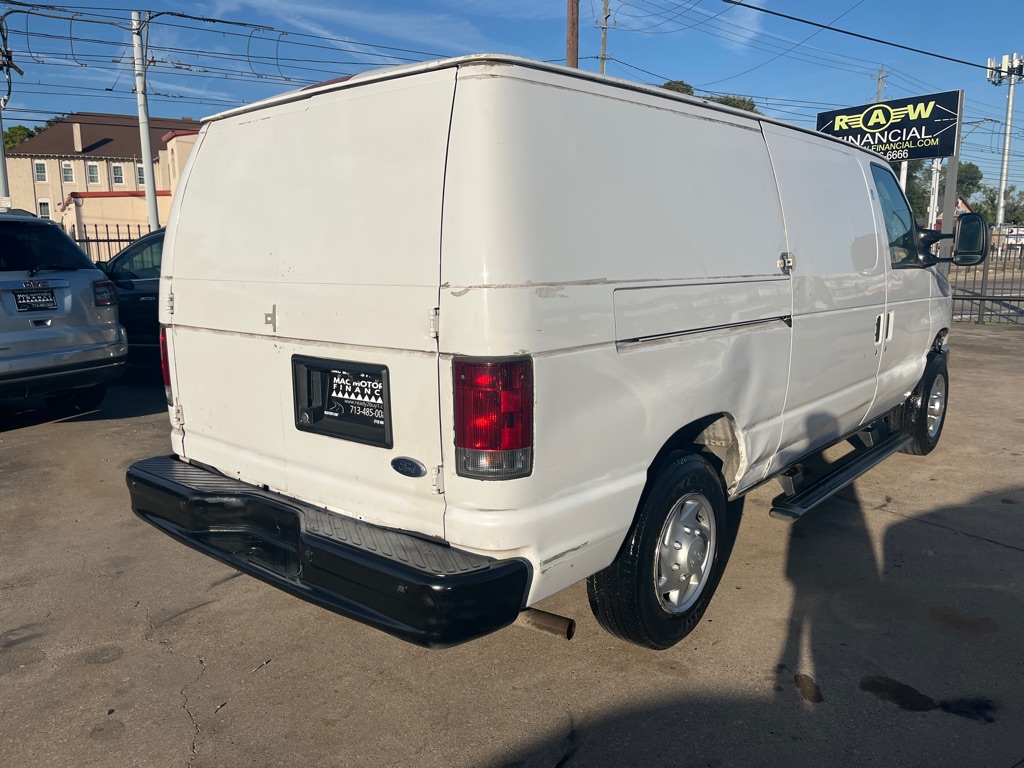 Photo 4 of this FORD ECONOLINE