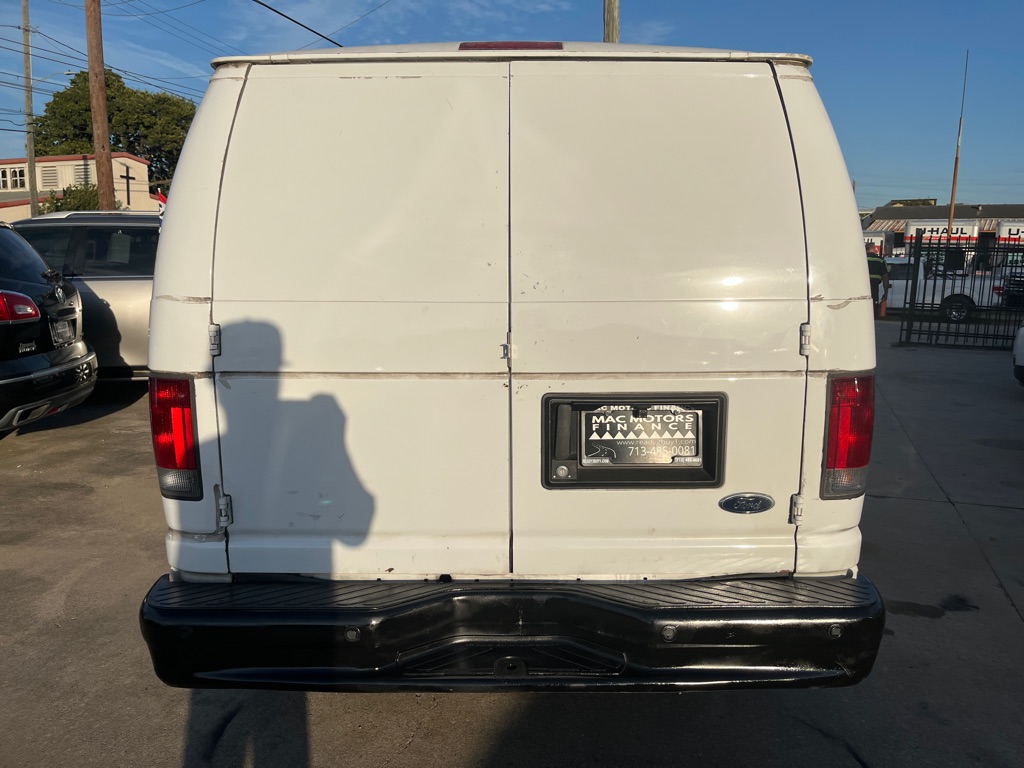 Photo 23 of this FORD ECONOLINE