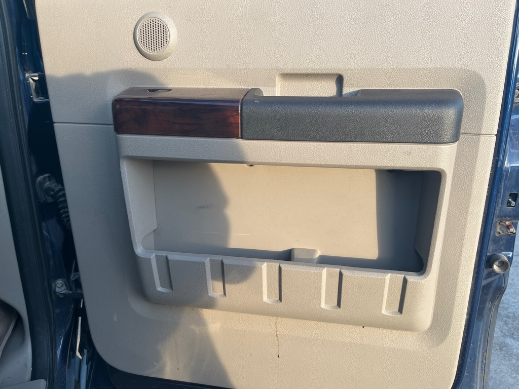 Photo 20 of this FORD F250
