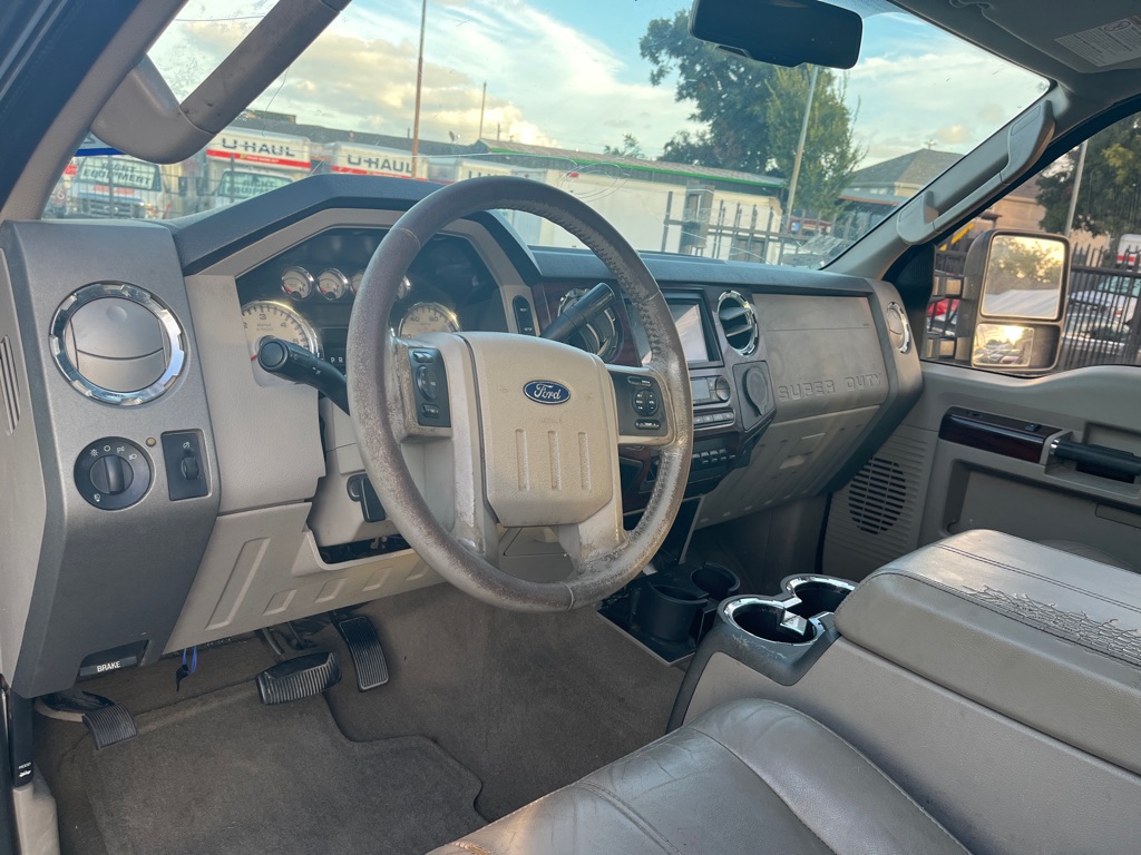 Photo 13 of this FORD F250