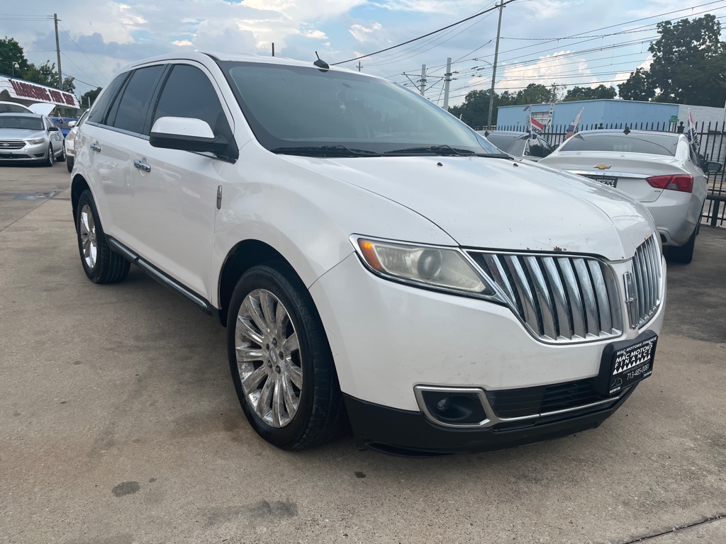 Photo 11 of this LINCOLN MKX