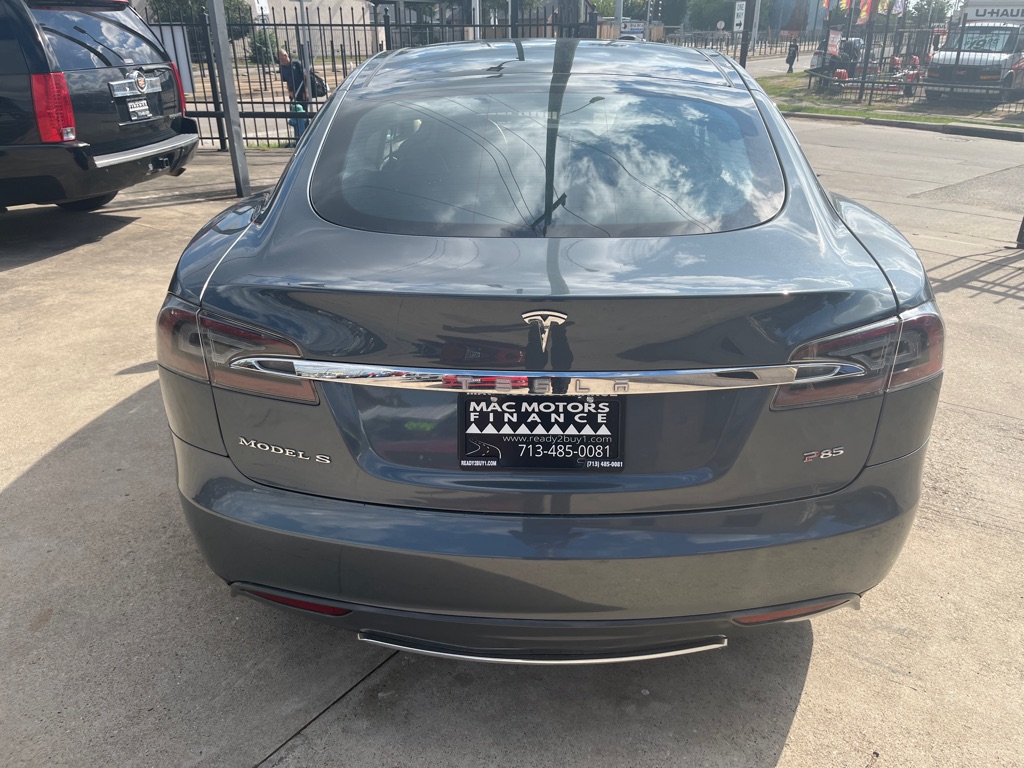 Photo 11 of this TESLA MODEL S