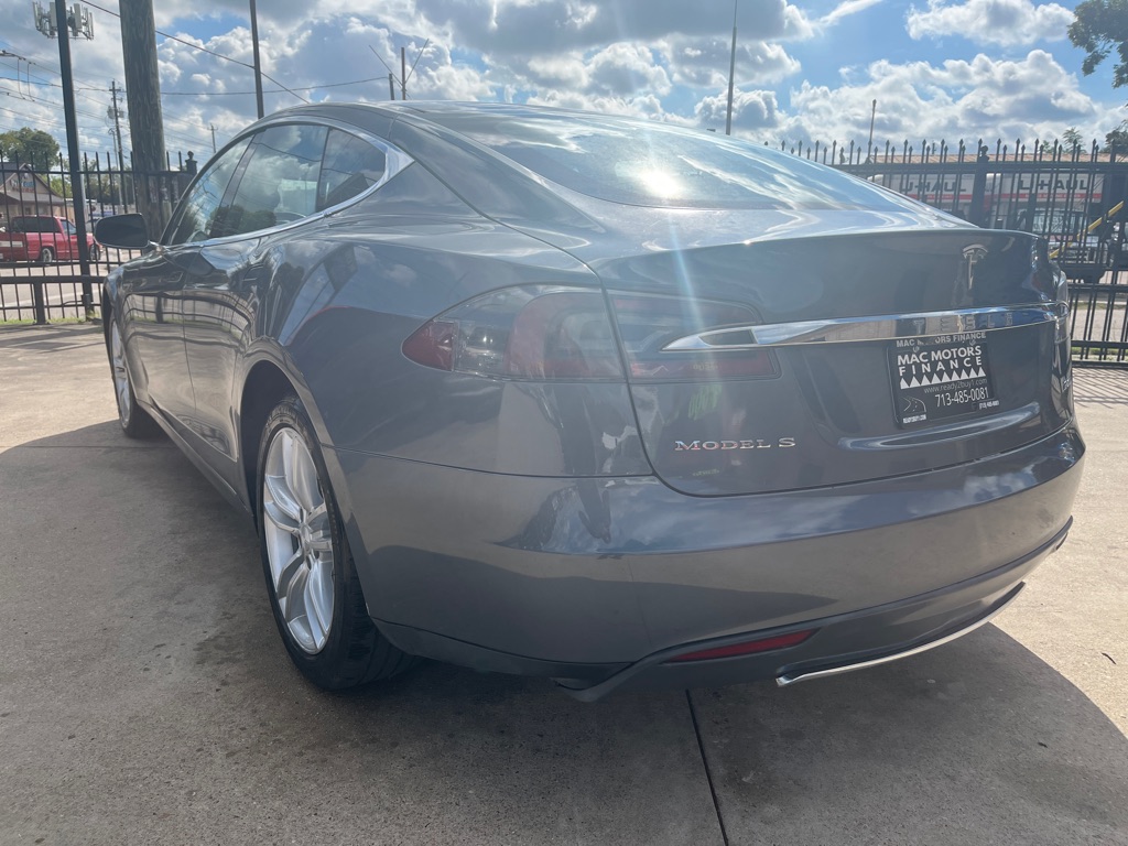 Photo 2 of this TESLA MODEL S