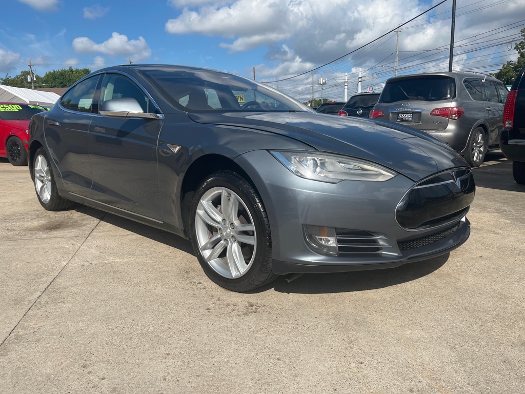 Photo 31 of this TESLA MODEL S