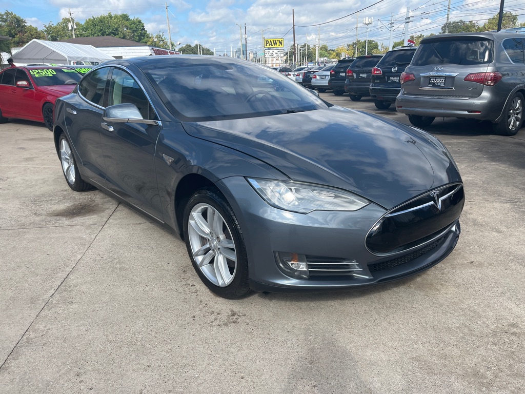 Photo 8 of this TESLA MODEL S