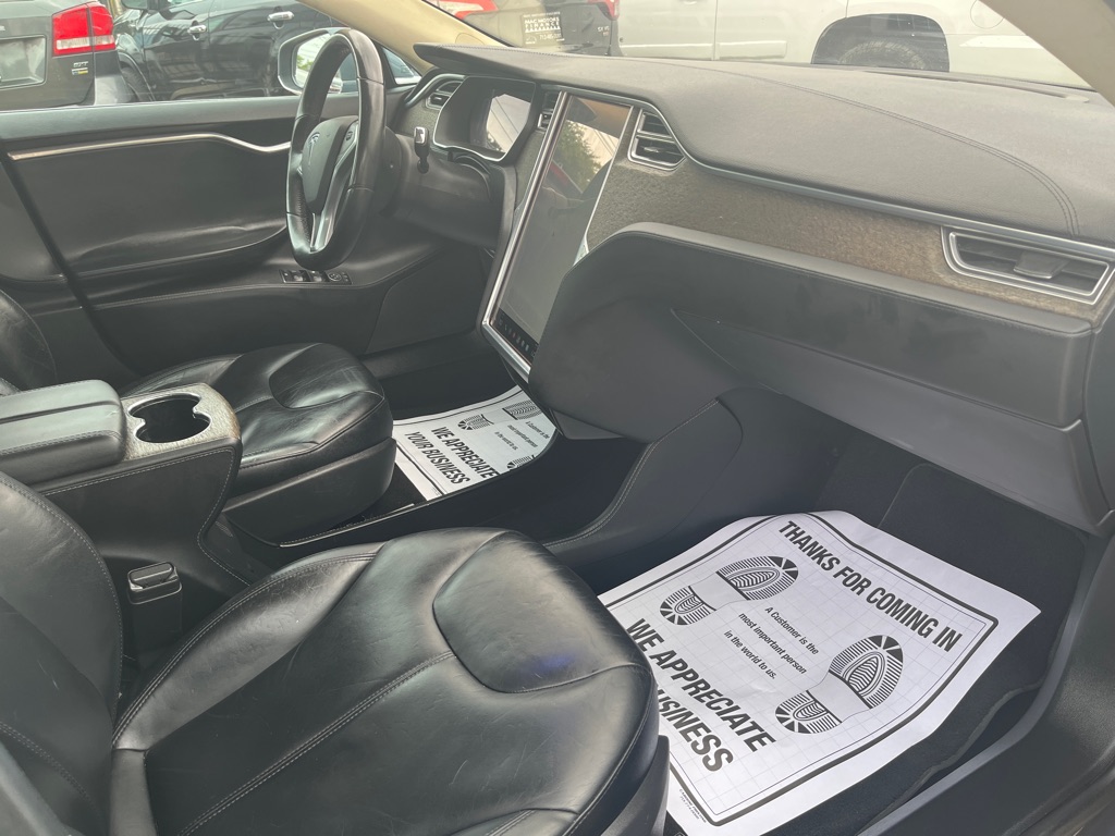 Photo 13 of this TESLA MODEL S