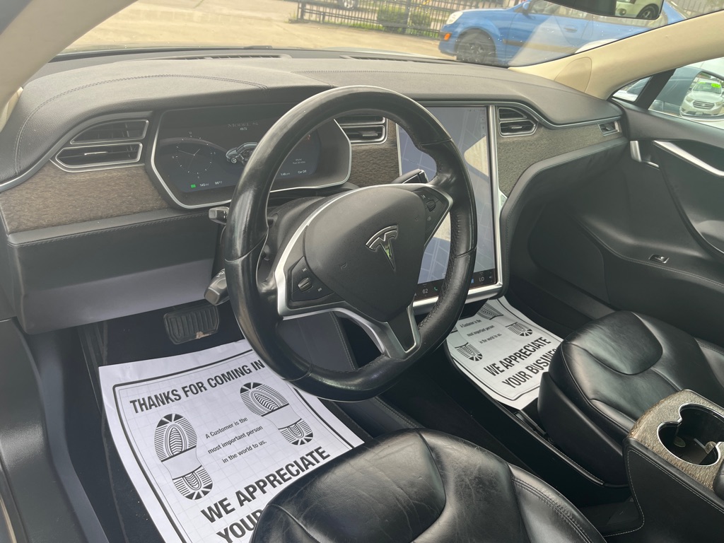 Photo 11 of this TESLA MODEL S