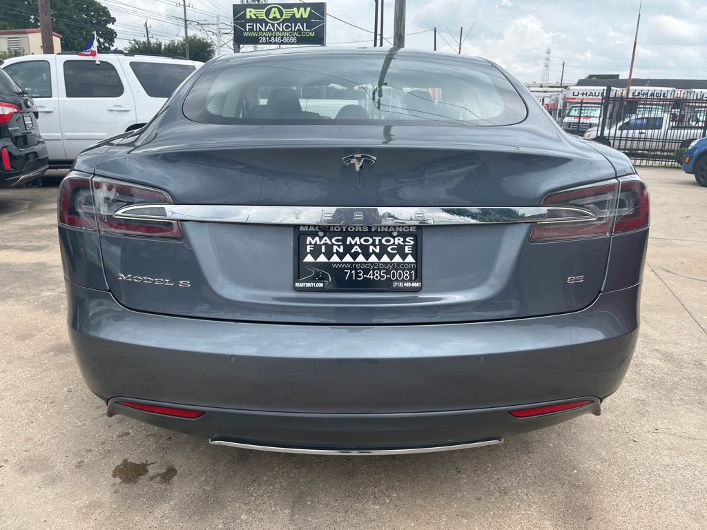 Photo 44 of this TESLA MODEL S