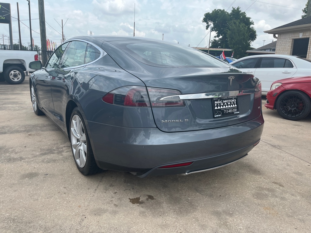 Photo 2 of this TESLA MODEL S