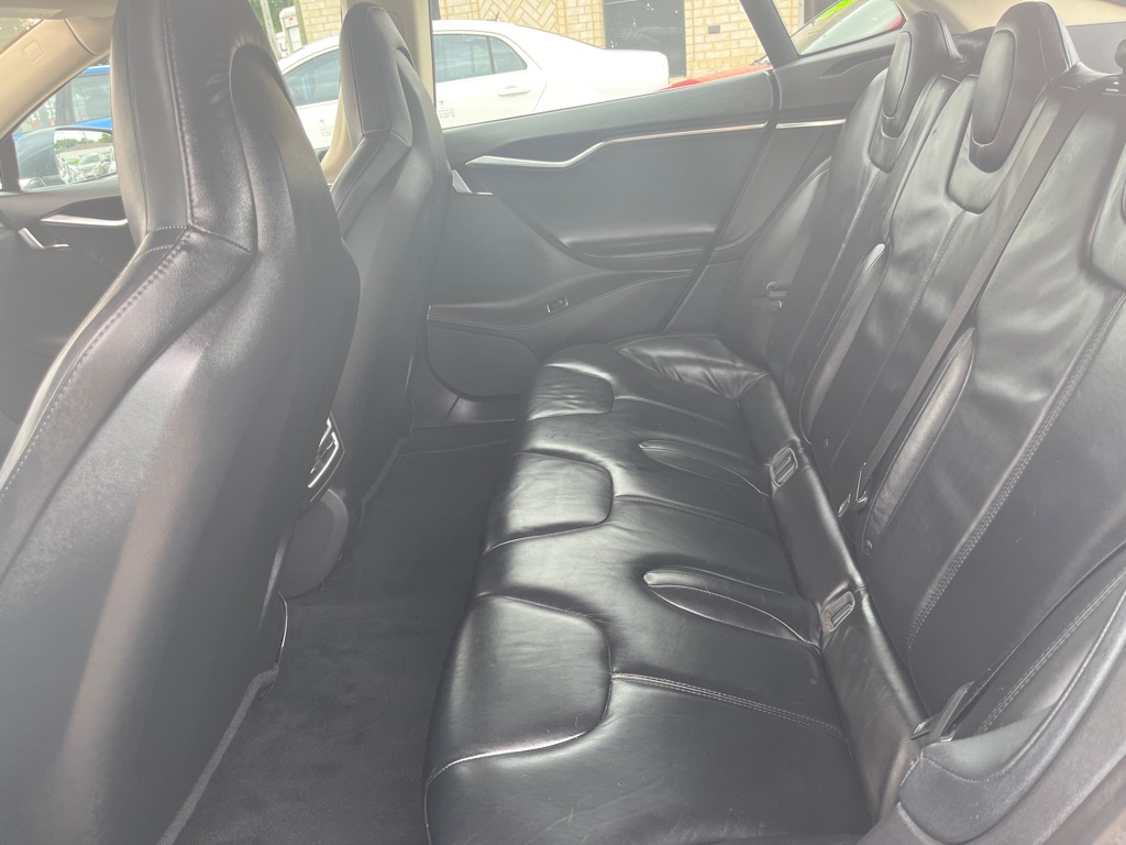 Photo 18 of this TESLA MODEL S