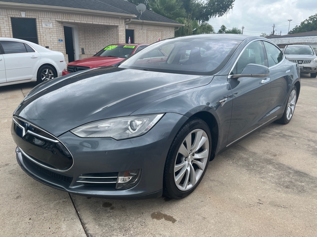 Photo 21 of this TESLA MODEL S