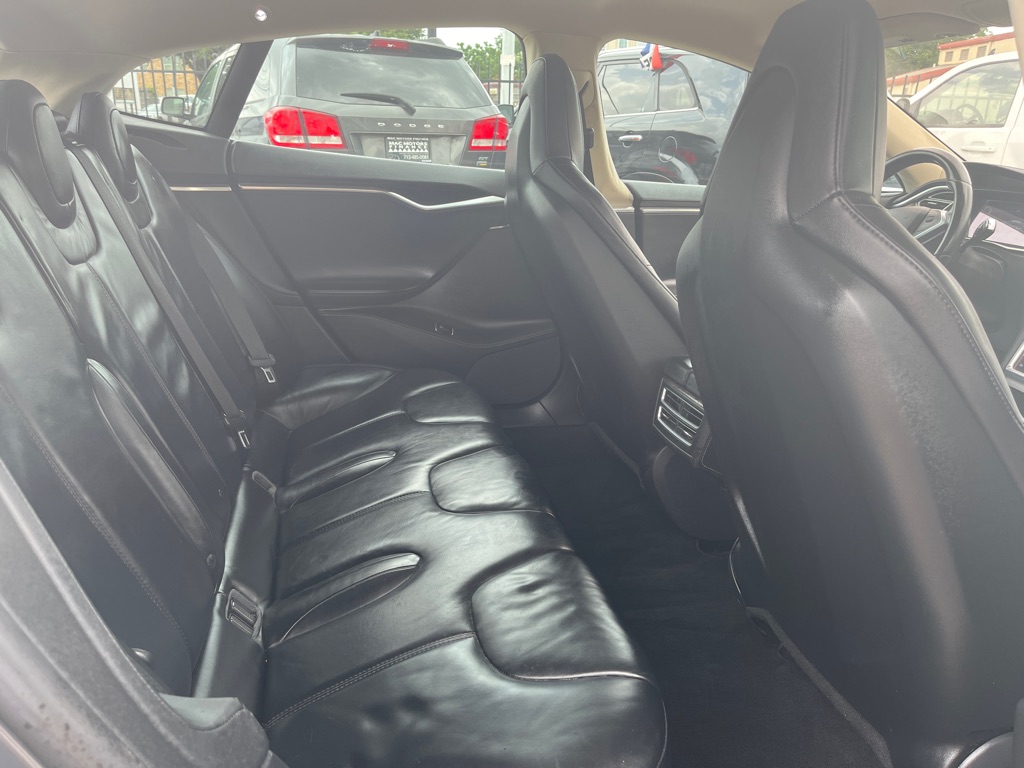 Photo 16 of this TESLA MODEL S