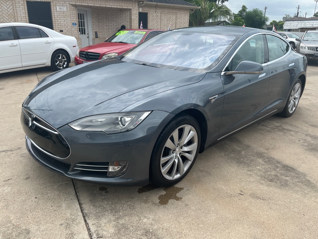 Photo 46 of this TESLA MODEL S