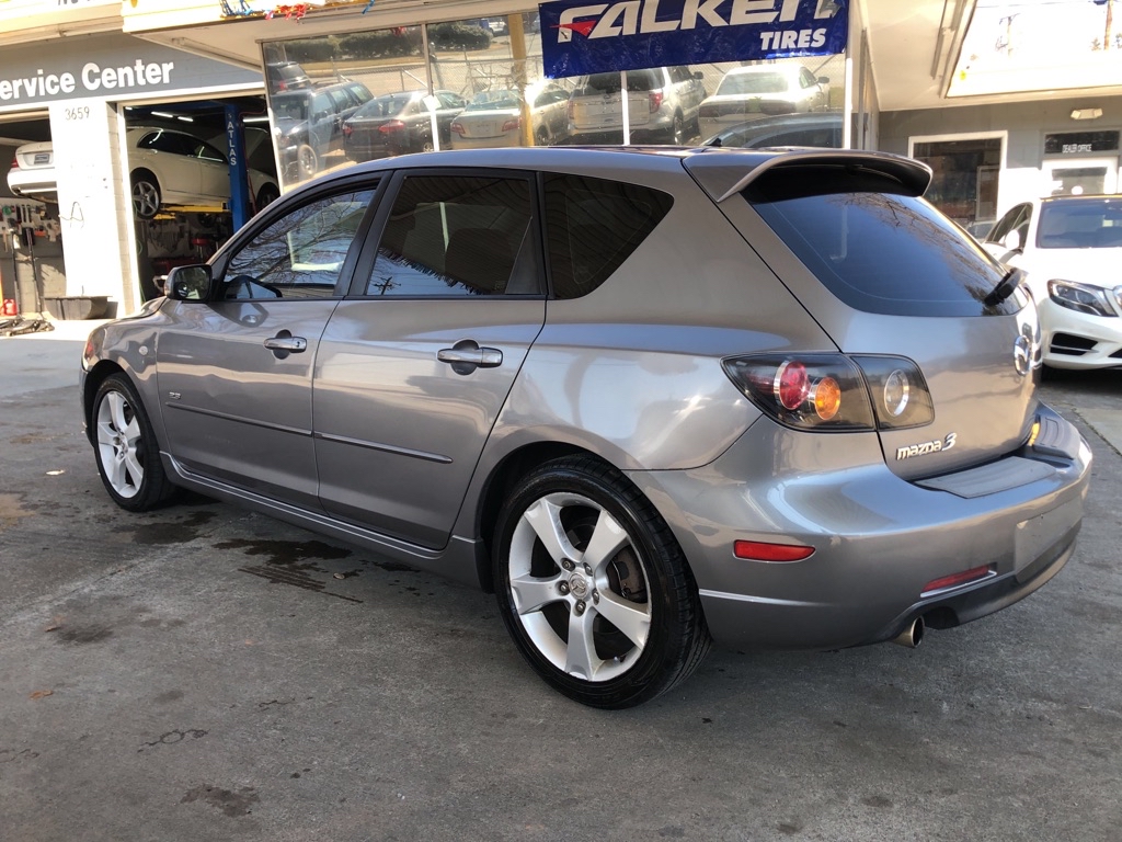 Photo 9 of this MAZDA 3