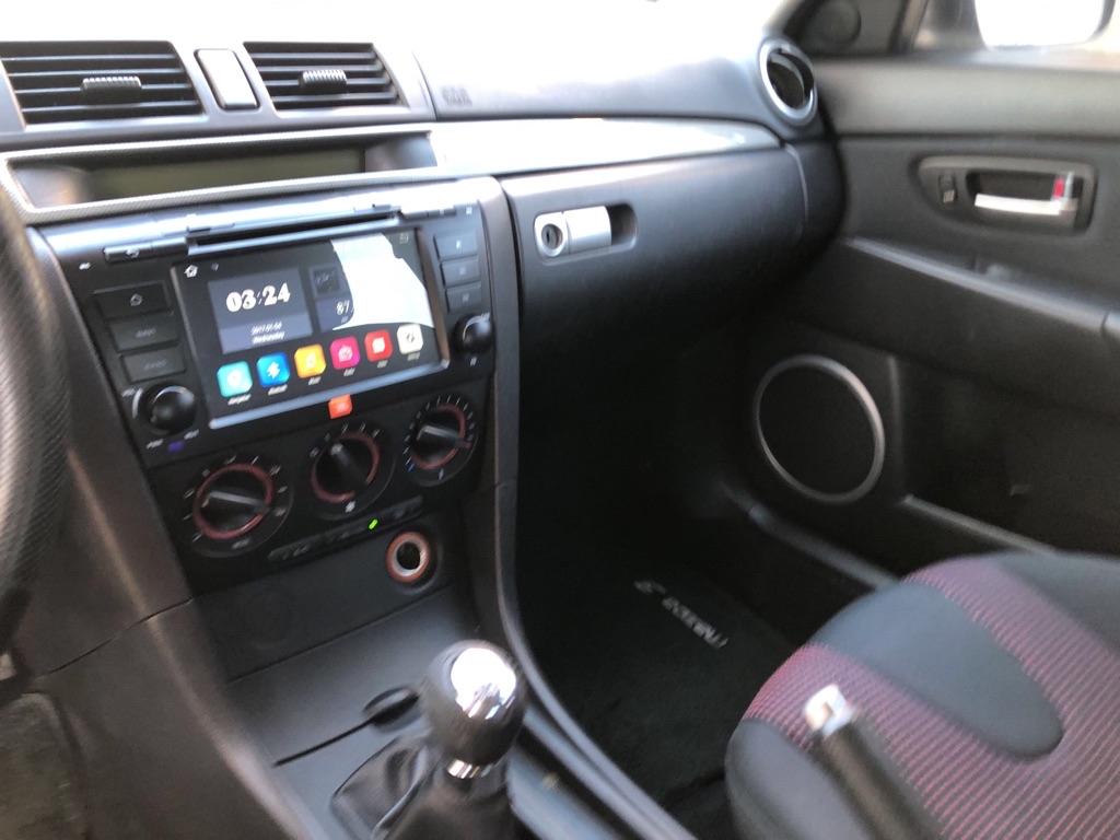 Photo 14 of this MAZDA 3