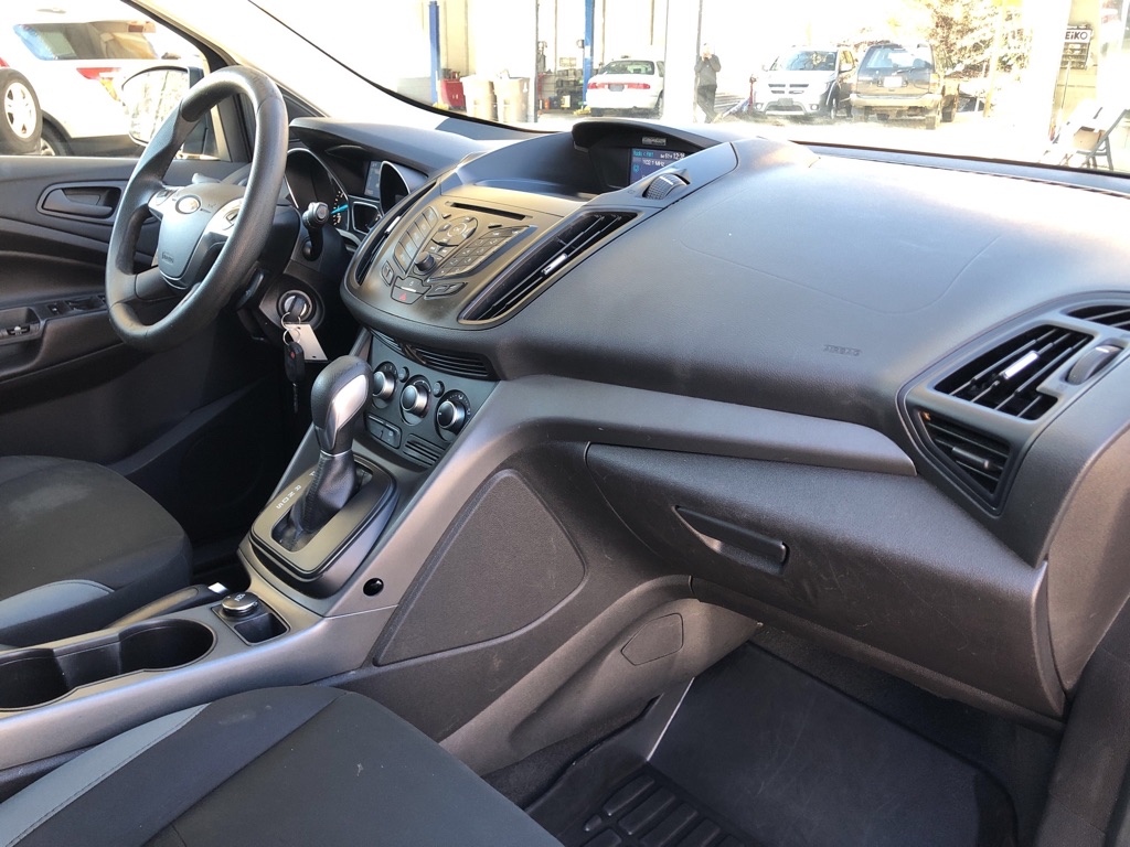 Photo 18 of this FORD ESCAPE