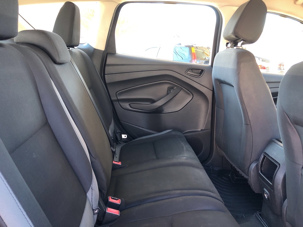 Photo 21 of this FORD ESCAPE
