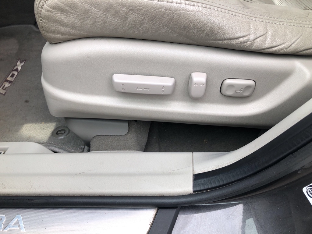 Photo 13 of this ACURA RDX