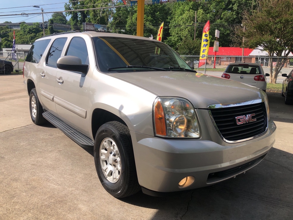Photo 4 of this GMC YUKON XL