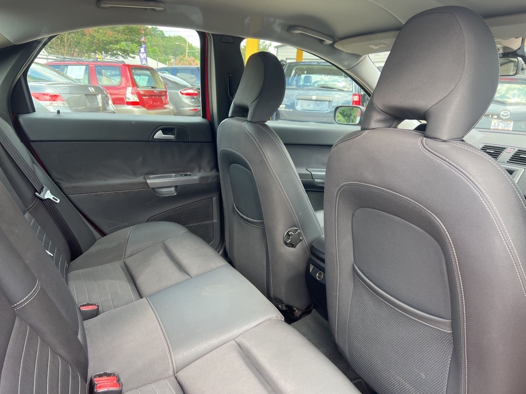 Photo 18 of this VOLVO S40