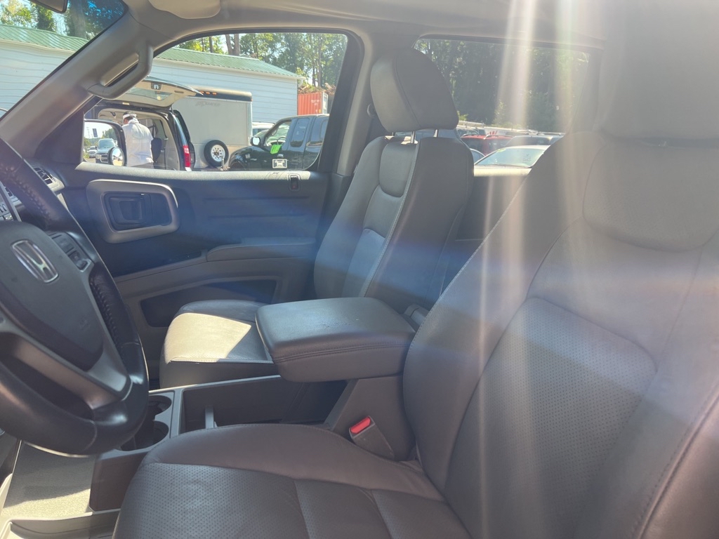 Photo 13 of this HONDA RIDGELINE