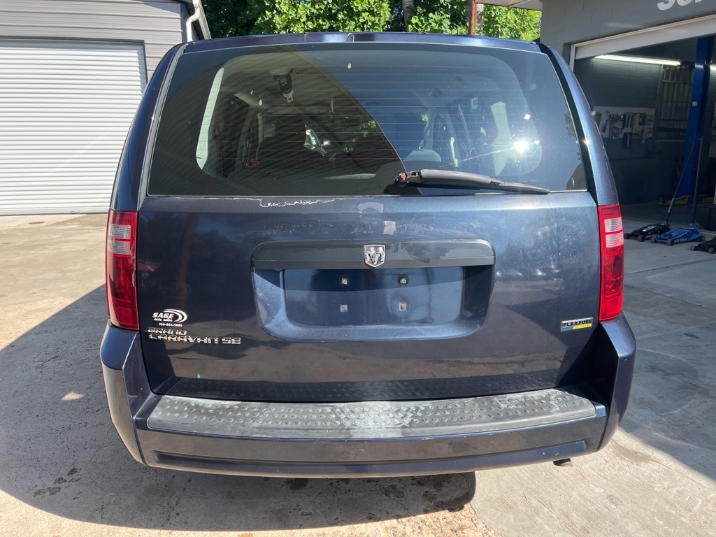 Photo 7 of this DODGE GRAND CARAVAN