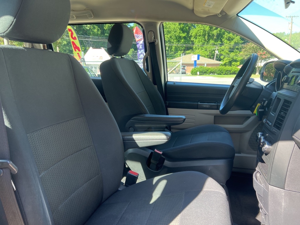 Photo 19 of this DODGE GRAND CARAVAN