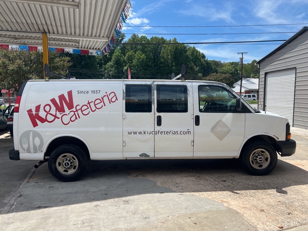 Photo 5 of this GMC SAVANA