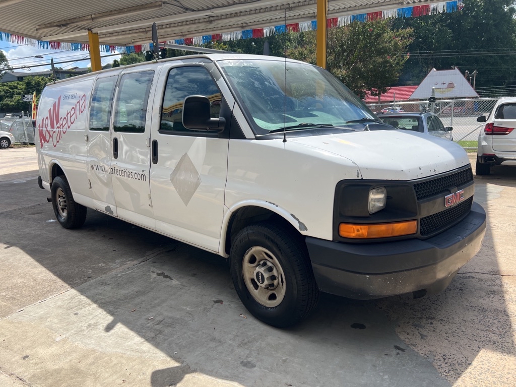 Photo 4 of this GMC SAVANA