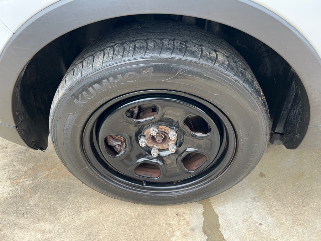 Photo 11 of this FORD EXPLORER