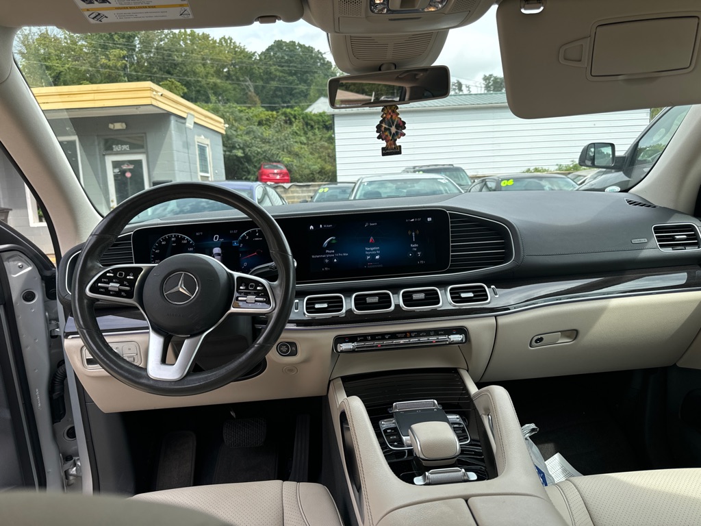 Photo 14 of this MERCEDES-BENZ GLS
