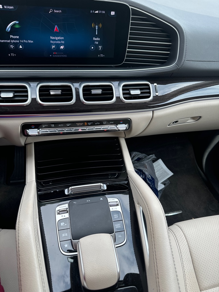 Photo 10 of this MERCEDES-BENZ GLS