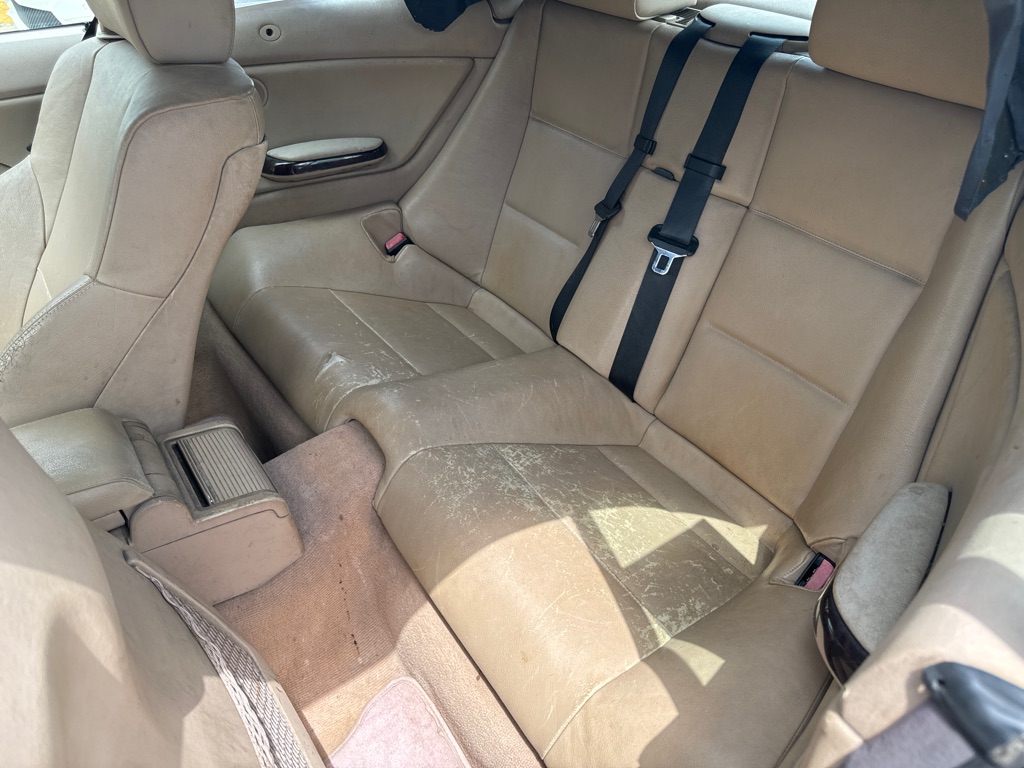 Photo 9 of this BMW 325