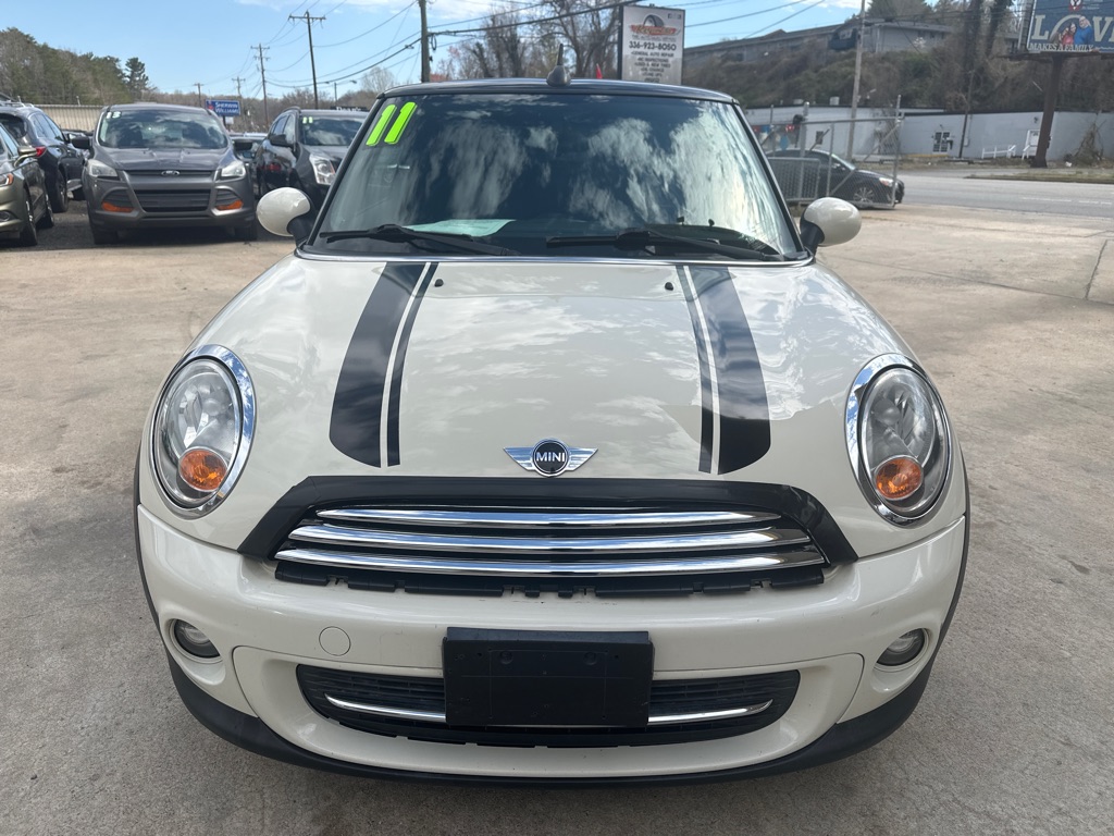 Photo 3 of this MINI COOPER