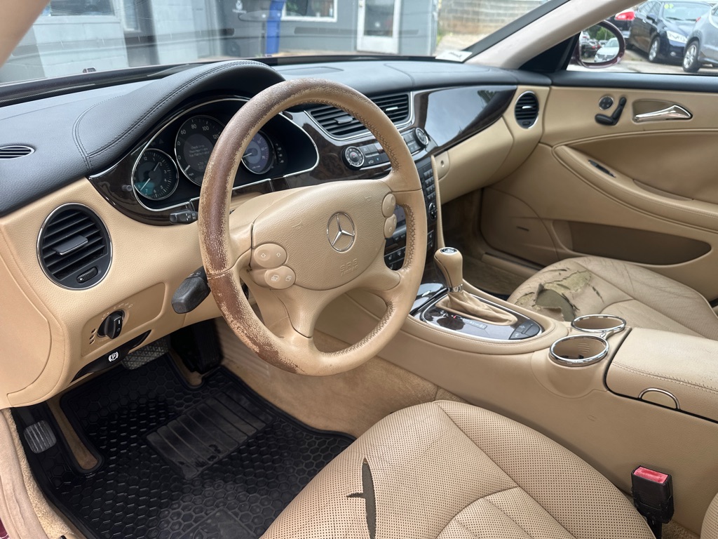 Photo 10 of this MERCEDES-BENZ CLS