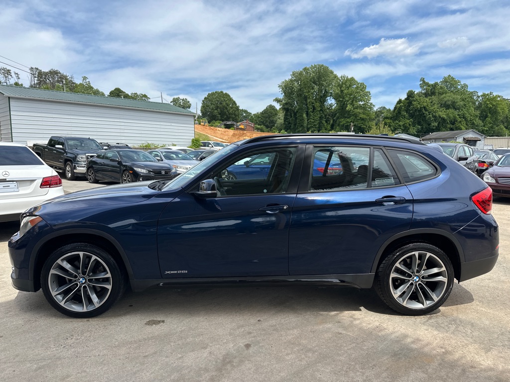 Photo 2 of this BMW X1