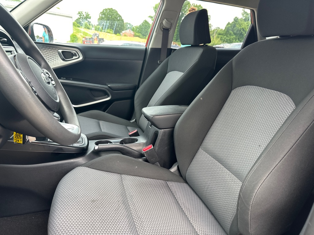 Photo 13 of this KIA SOUL